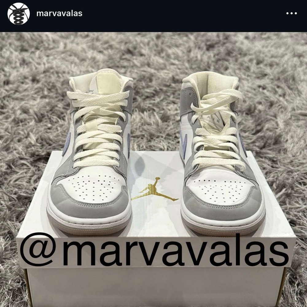 Jordan 1 Mid Wolf Grey. Womens 7.5